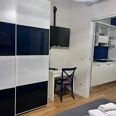 Stay-apartments In Andrea Da Bari