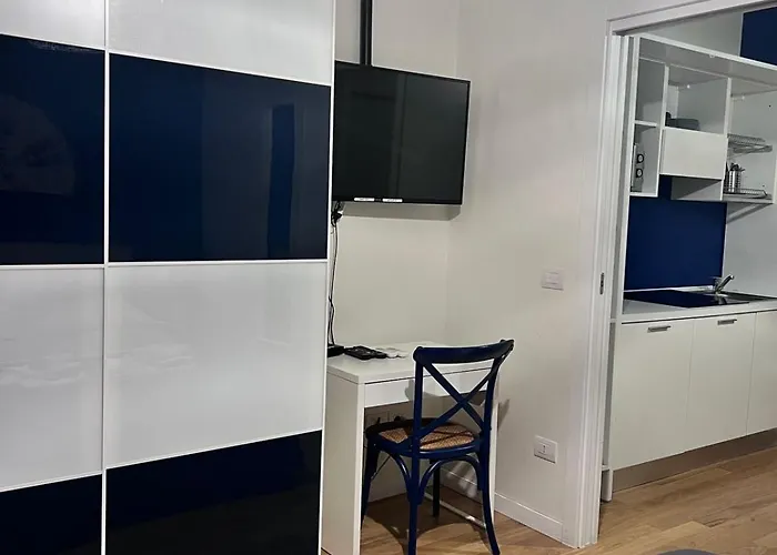 Stay-apartments In Andrea Da Бари